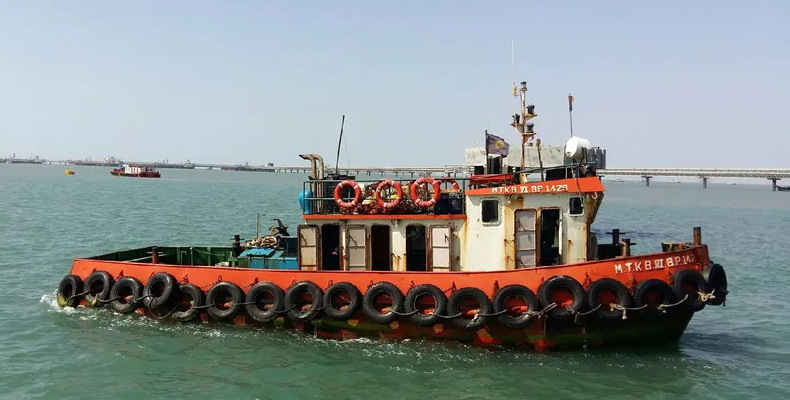 Nawaz Shipping Tug Service at Jamnagar